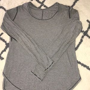 Lululemon workout shirt